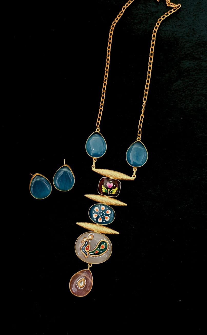 Artistic Necklace and Earrings Set
