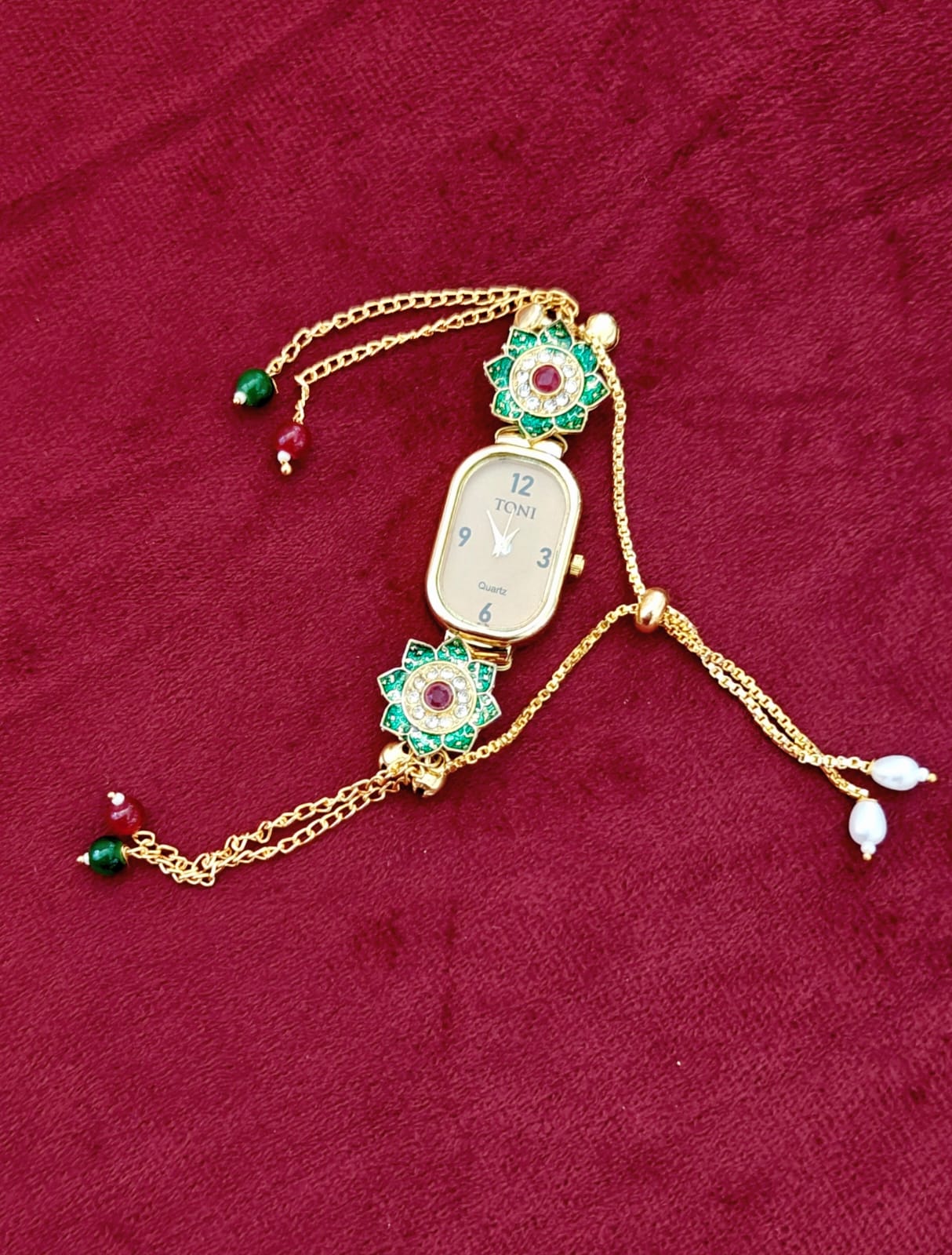 Elegant Gold Tone Kashmir Antic Watch Bracelet