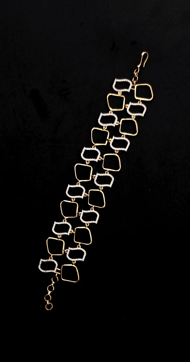 Geometric Gold-Plated Bracelet with Ad Detailing