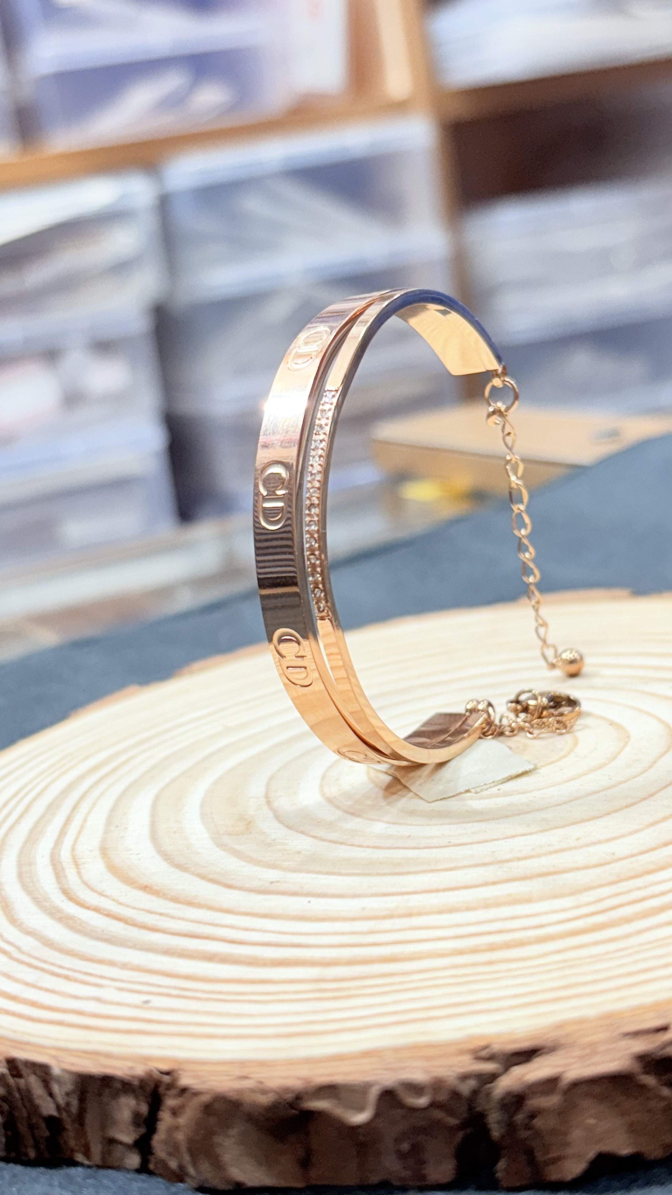 Gold-Toned Elegant Bracelet with Stone Embellishments